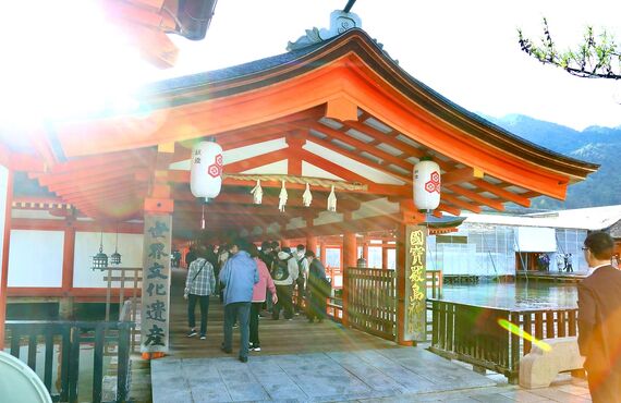 修学旅行同行で広島へ行ってきました。